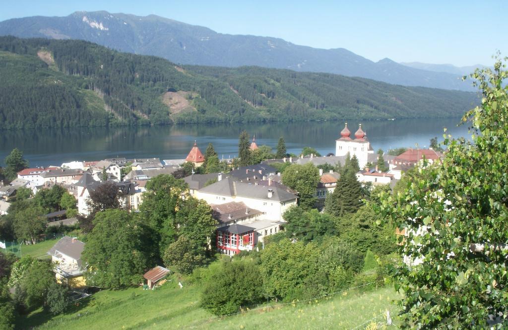 Haus Elfriede Lägenhet Millstatt Exteriör bild
